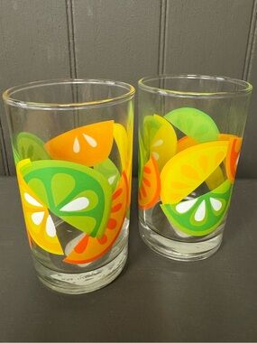 Set of 2 Citrus Print Drinking Glasses